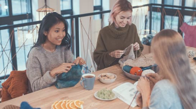 Ladies chat & café